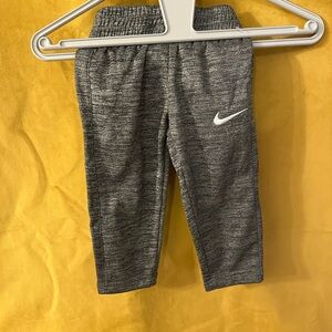 Nike Gray Sweatpants for Active Comfort